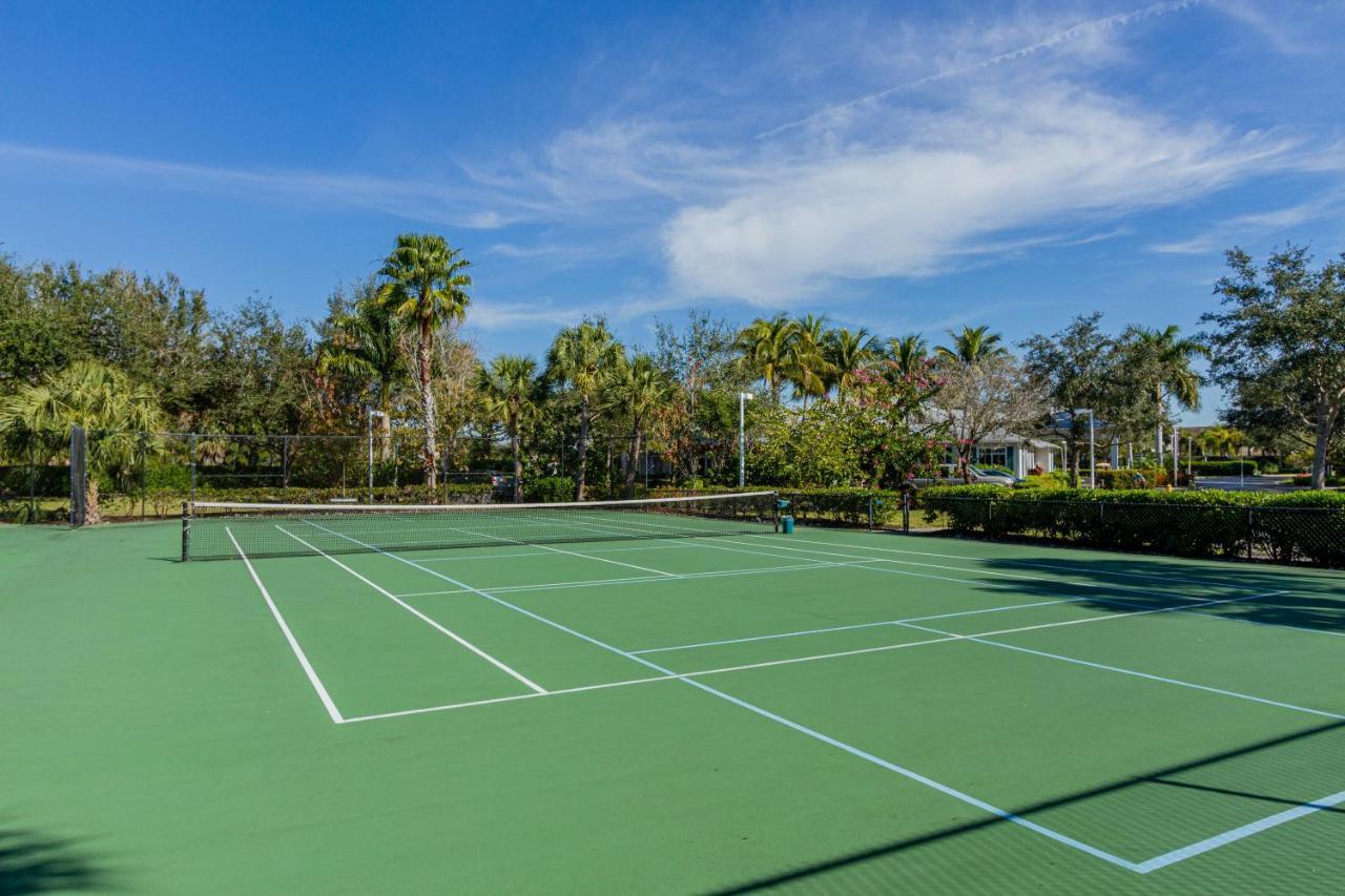Greenlinks At Lely Luxury White Orchid Fully Renovated Modern 1St Floor 3Bdr Golf Resort Villa Naples Exterior foto