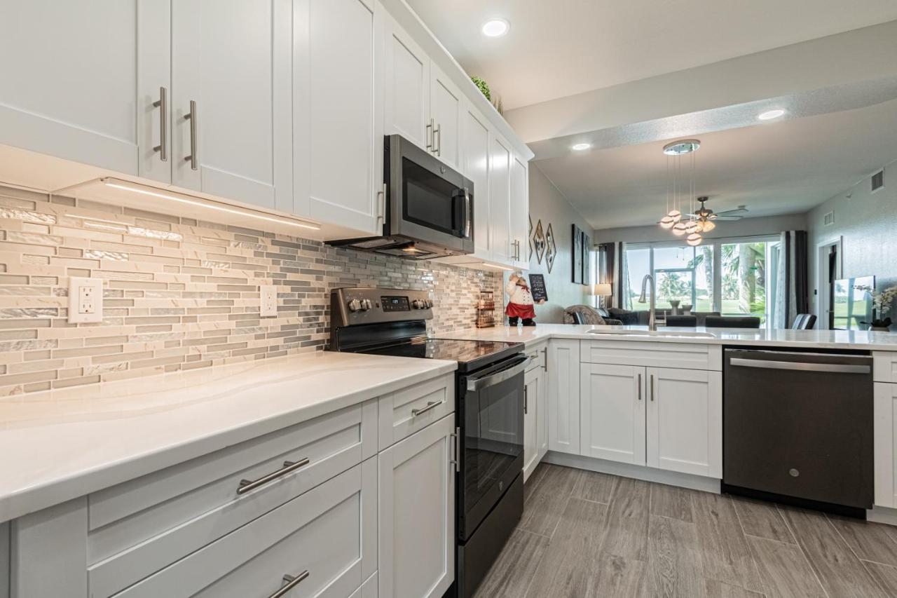 Greenlinks At Lely Luxury White Orchid Fully Renovated Modern 1St Floor 3Bdr Golf Resort Villa Naples Exterior foto